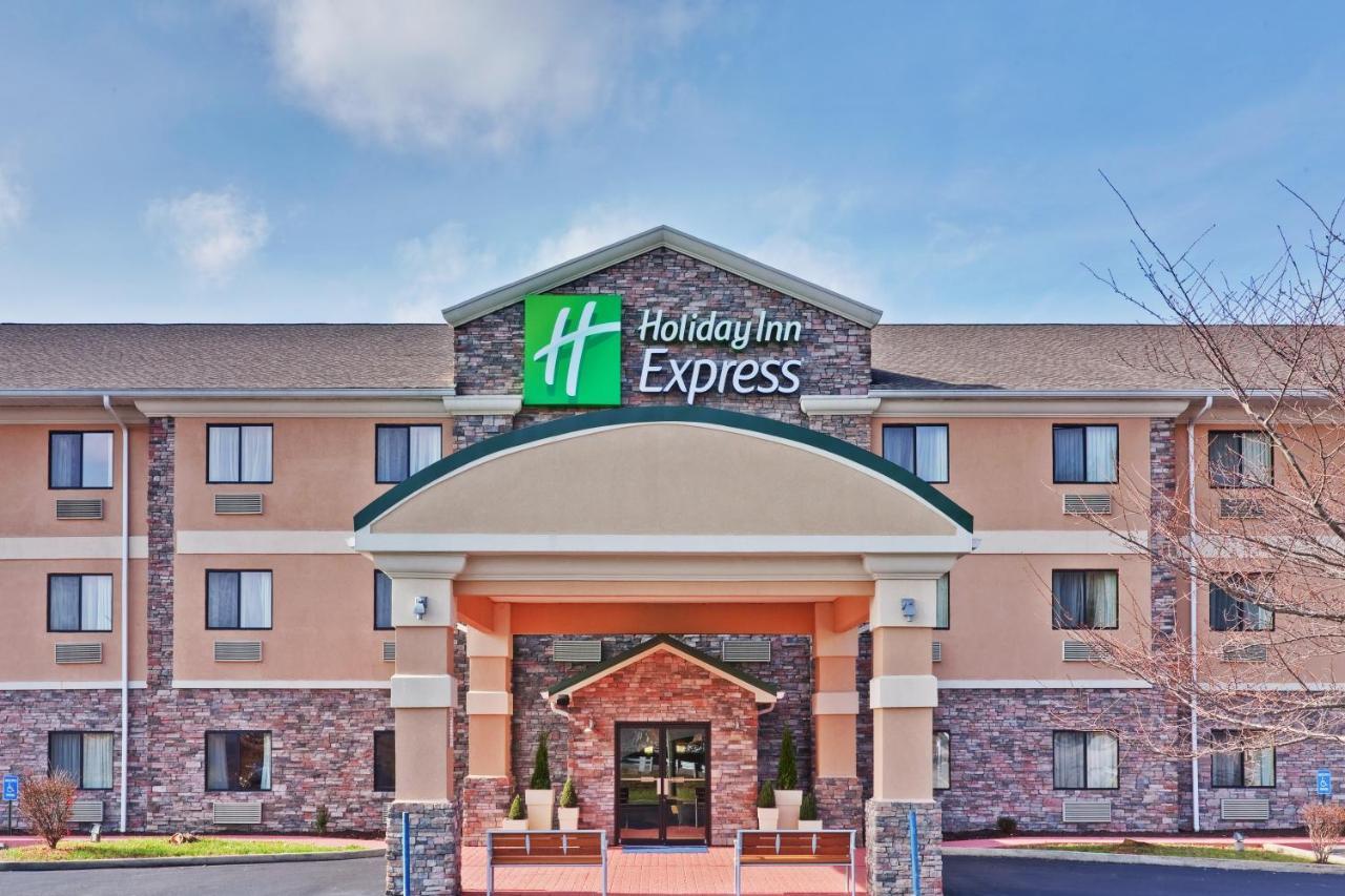 Holiday Inn Express Winfield - Teays Valley, An Ihg Hotel Hurricane Exterior photo